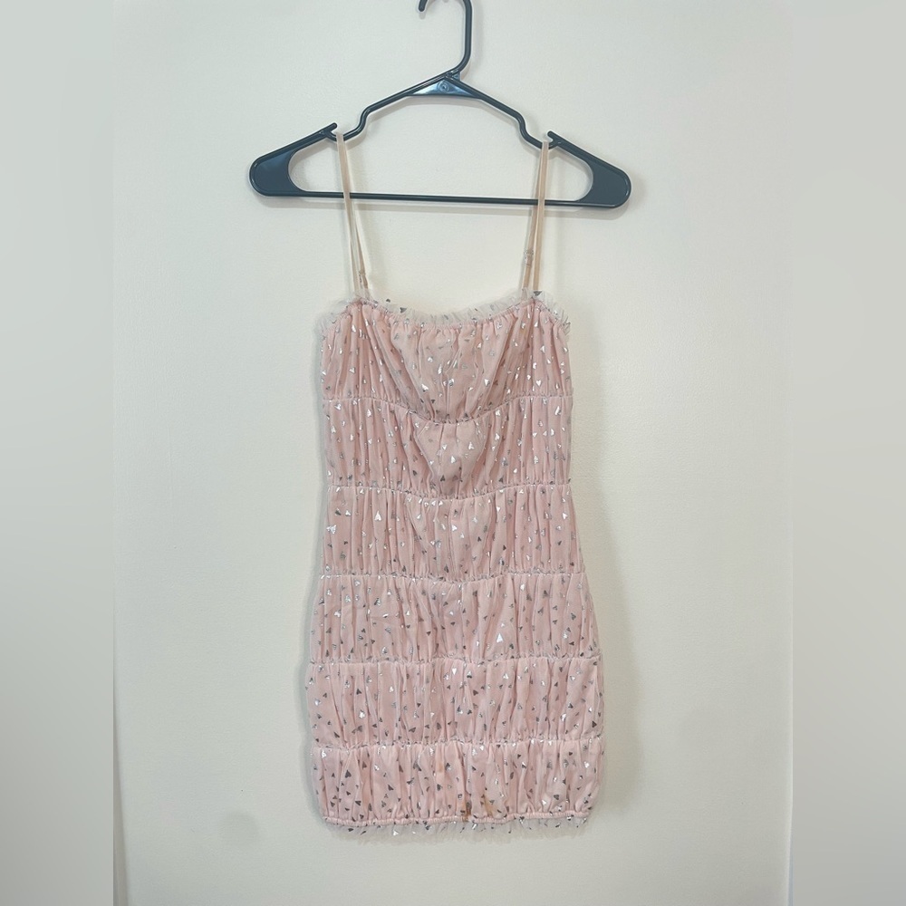 H:OURS | Bruno Ruched Bodycon Mini Dress Pink Silver Hearts Print XS - Picture 2 of 9